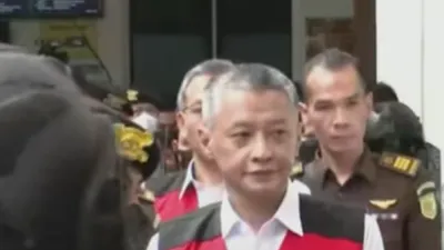 Penampilan baru Hendra Kurniawan dalam Sidang Obtruction of Justice