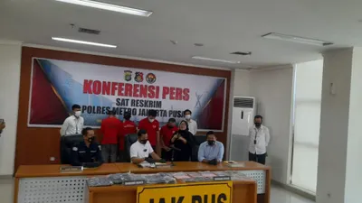 Para pelaku diamankan Satuan Reserse Kriminal Polres Metro Jakarta Pusat. 