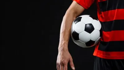 4 Profesi Unik Pemain Bola Setelah Pensiun, Ada yang Jadi Guru Zumba hingga Juru Masak