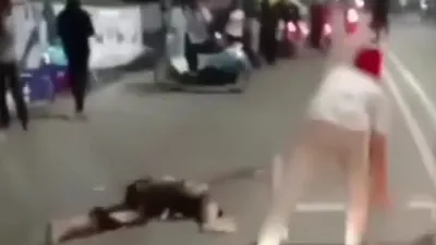 Demi konten remaja tewas gegara mencegat truk.
