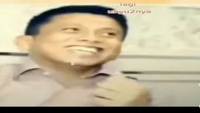 Video lawas Ferdy sambo asyik bernyanyi bersama rekan-rekan sejawatnya , lagu armada Pergi Pagi Pulang Pagi/ @gossipnesia