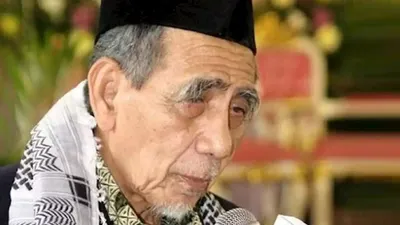 Bukan Hanya Bulan Ramadan, Mbah Moen Beberkan Ternyata Bulan ini Juga Tidak Kalah Istimewa