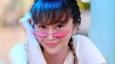 Ditanya followers, Denise Chariesta blak-blakan bahwa sosok RD lebih sering datang ke rumahnya daripada chek in di hotel.