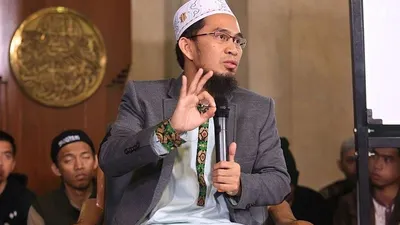 Bedanya Maulud dan Maulid Nabi Muhammad SAW Menurut Ustaz Adi Hidayat, Simak Penjelasannya di Sini! (Instagram @adihidayatofficial)