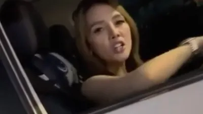 Viral Wanita Bermobil Marah-Marah hingga Lempar Uang Receh Setelah Ditegur karena Lawan Arah