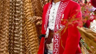 Presiden Jokowi Mengenakan Baju Dolomani saat Mengikuti Peringatan HUT RI ke-77