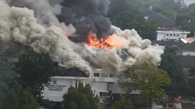 Terungkap! Hal Ini Diduga Jadi Penyebab Kebakaran Balai Kota Bandung