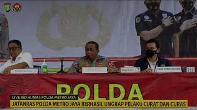 Konferensi pers penangkapan perampokan nasabah bank oleh Jatanras Polda Metro Jaya/dok: YouTube Polda Metro Jaya