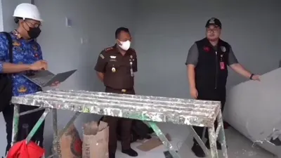Ngamuk Liat Proyek Tak Sesuai Spesifikasi, Bupati Kediri Temukan Banyak Ketidaksesuaian 