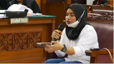 Susi Terjebak Kebohongannya Sendiri di Sidang Bharada E, Hakim Beri Teguran