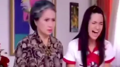 Viral Adegan Jadul Nia Ramadhani di Sinetron Bawang Merah Bawang Putih, Anti Mainstream dan di Luar Logika!