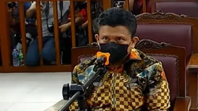 Terdakwa Ferdy Sambo di ruang sidang. 