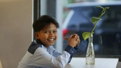 Viral Video Farel Prayoga Nyanyi Lagu Sekuntum Mawar Merah, Klik Link di Sini!