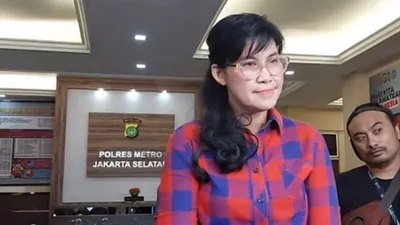 Saat jelaskan perkembangan kasus KDRT Lesti Kejora dan Rizky Billar, warganet justru sibuk mengomentari penampilan AKP Nurma Dewi.