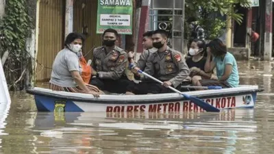 Teruntuk Warga Bantaran Kali Bekasi, Curah Hujan Masih Tinggi, Tetap Waspada!