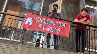 Billy Syahputra diinformasikan berencana menjual rumah kediaman milik almarhum kakaknya yakni Olga Syahputra, Raffi Ahmad syok.