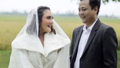 setelah 10 tahun menjanda, Kiki Amalia resmi menikah