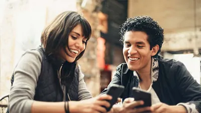 7 deretan zodiak cowok yang asyik dijadikan teman curhat, tidak hanya sabar namun juga telaten.