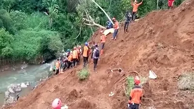 Situasi Terkini Gempa Cianjur, Penemuan Korban Tewas di Longsoran Tanah hingga Gempa Susulan!
