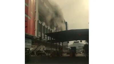 Kebakaran di Gedung LTC Glodok, Jakarta Barat.