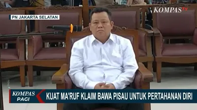 Terdakwa perkara pembunuhan berencana terhadap Brigadir J alias Yosua, Kuat Ma'ruf saat sidang pembacaan eksepsi di Pengadilan Negeri Jakarta Selatan