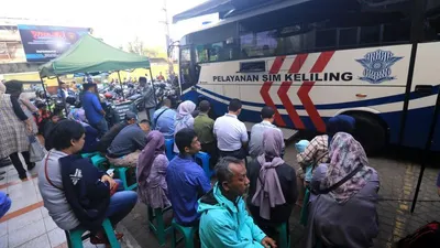 Ilustrasi. Polisi mengubah syarat usia membuat SIM terbaru.