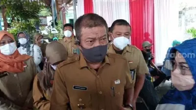 Fix! Resmi Jadi  Tersangka Suap Izin Apartemen, Mantan Wali Kota Jogja Ditahan di Rutan KPK