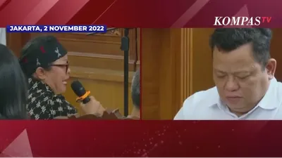 Pertanyaan Ibunda Brigadir J ke Kuat Ma&rsquo;ruf dan Ricky Rizal: Sudah Puas dengan Kematian Yoshua?