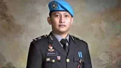 Harusnya, hari ini Brigadir J diwisuda