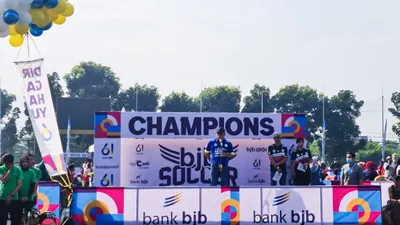 Pembinaan atlet sepakbola melalui bjb Soccer Festival.