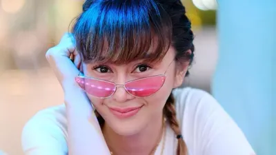 Denise Chariesta mengungkapkan alasan penyebab dirinya cadel.