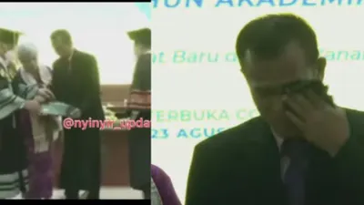 Tangis Ayah Brigadir J Saat Terima Ijazah sang Putra, Dua Impian Kini Pupus Sudah