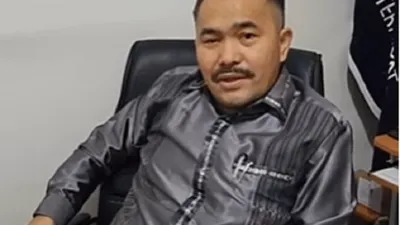 Dugaan bisnis haram milik Ferdy Sambo dibongkar oleh pengacara keluarga Brigadir J, Kamaruddin Simanjuntak.