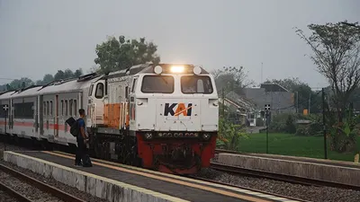 Mulai 17 Juli 2022, Penumpang Kereta Api yang Belum Vaksin Booster Wajib Tes Antigen