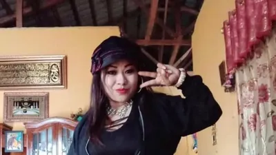 Tante Lala.