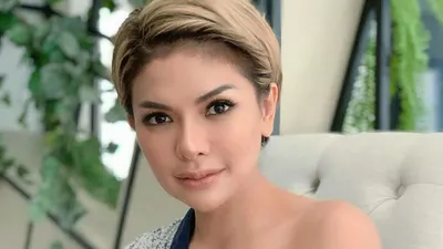 Selaku pemegang saham Holywings Nikita Mirzani angkat suara terkait penutupan 12 outlet di Jakarta