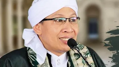 Buya Yahya beberkan 3 perilaku penghalang terbukanya pintu rezeki.