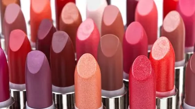 Ilustrasi lipstik
