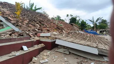 kerusakan bangunan akibat gempa Cianjur