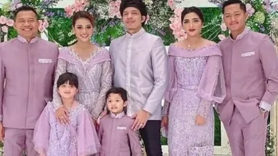 Keluarga Anang Hermansyah di acara lamaran Aurel dan Atta Halilintar [Instagram/@ashanty_ash]