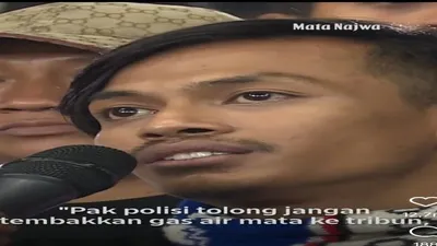 Yohanes Prasetyo, saksi hidup Tragedi kanjuruhan, sempat memohon aparat untuk berhenti menembakkan gas air mata / instagram @matanajwa