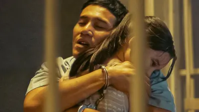 Vino G Bastian dalam film Miracle in Cell No.7.