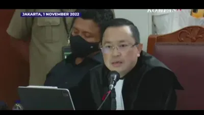 Terpopuler! Tanyai Ayah Brigadir J, Arman Hanis Pengacara Ferdy Sambo Disoraki Pengunjung Sidang