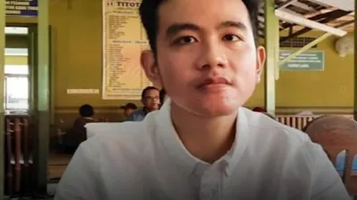 Gibran Rakabuming Raka mengungkap tidak akan menangkap penghina Ibu Iriana tersebut karena dirinya tengah disibukkan dengan urusan lain.