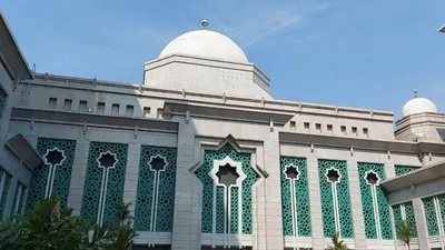 Masjid Raya Jakarta Islamic Center (JIC) di Koja, Jakarta Utara,