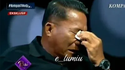 Tangisan Pilu Ayah Richard Eliezer Hingga Minta Ferdy Sambo Harus Jantan dan Lakukan Hal Ini