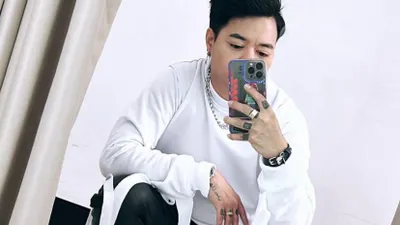 Reza Arap memiliki banyak sumber kekayaan.