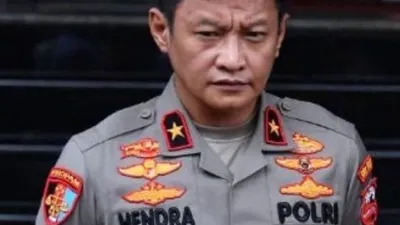 Ketua IPW Sebut Hendra Kurniawan Naiki Private Jet Milik Mafia Judi
