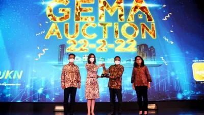 Bank Mandiri berkolaborasi dengan Direktorat Jenderal Kekayaan Negara (DJKN) Kementerian Keuangan menggelar lelang serentak agunan kredit macet Bank Mandiri bertema Gema Auction 22-2-22, yang dilaksanakan secara elektronik (e-auction). (dok. Bank Mandiri)