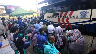 Ilustrasi layanan SIM Keliling.
